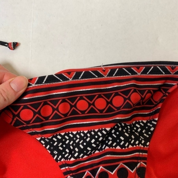 Red and Black Geometric Bikini Bottoms - Picture 2 of 4